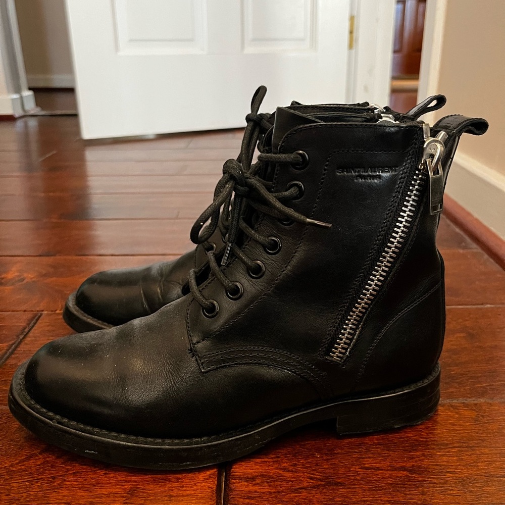 SAINT LAURENT BLACK BOOTS